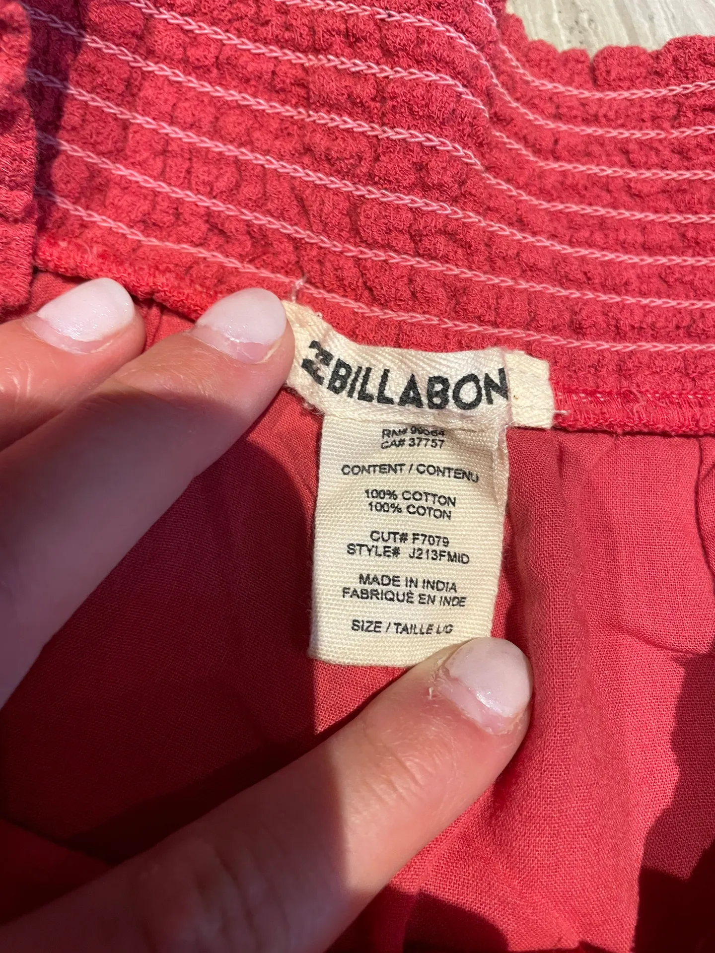 Billabong Red Coral Smocked Shorts - Image 3