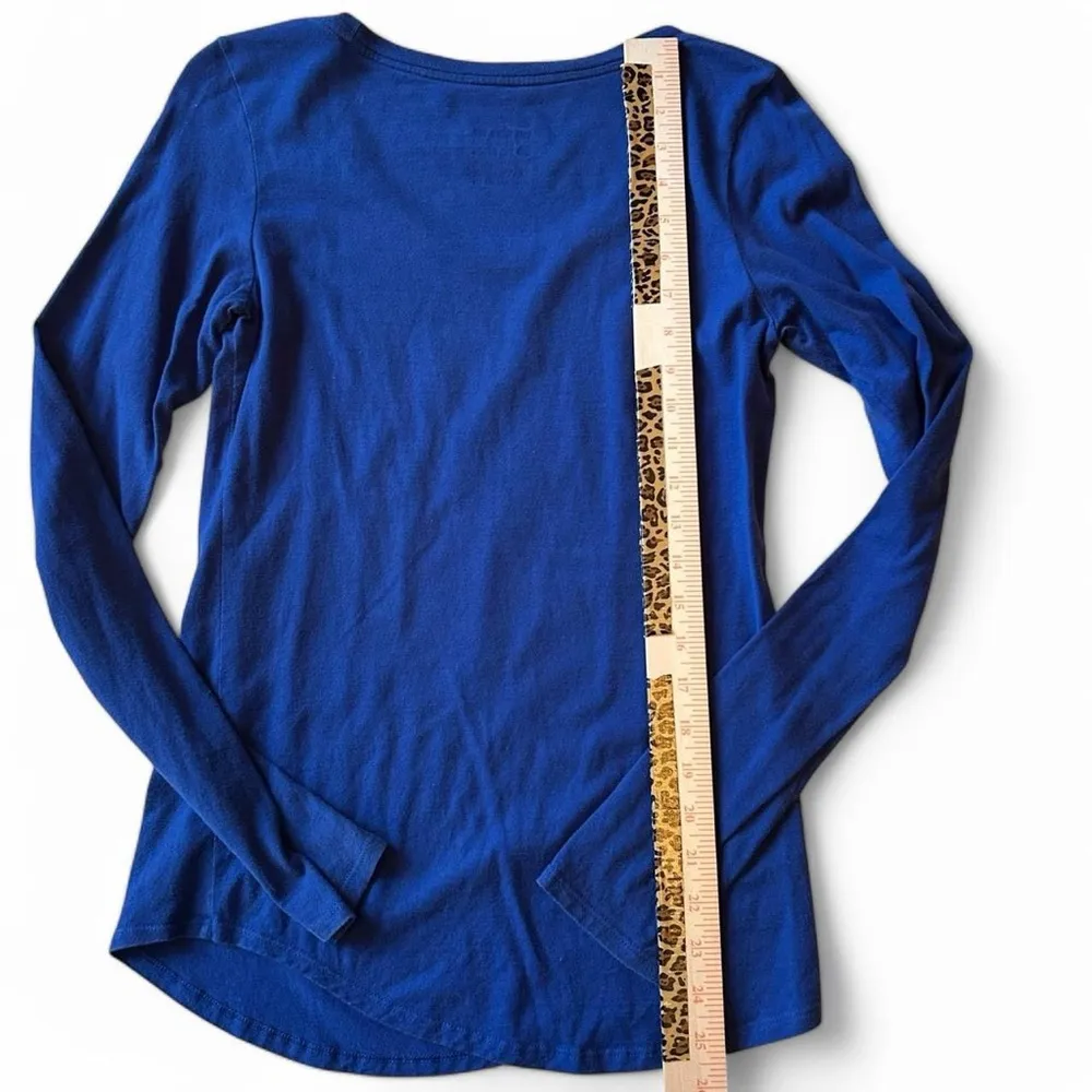 Nike Chicago Cubs Women’s World Series Champions Long Sleeve Shirt - - Image 5