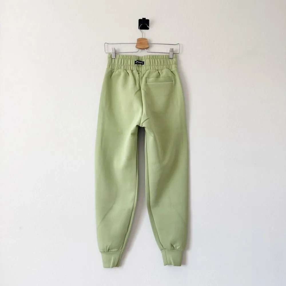 NEW Alphalete Elmts Elements Relaxed Cuffed Jogger in Green Size S - Image 10