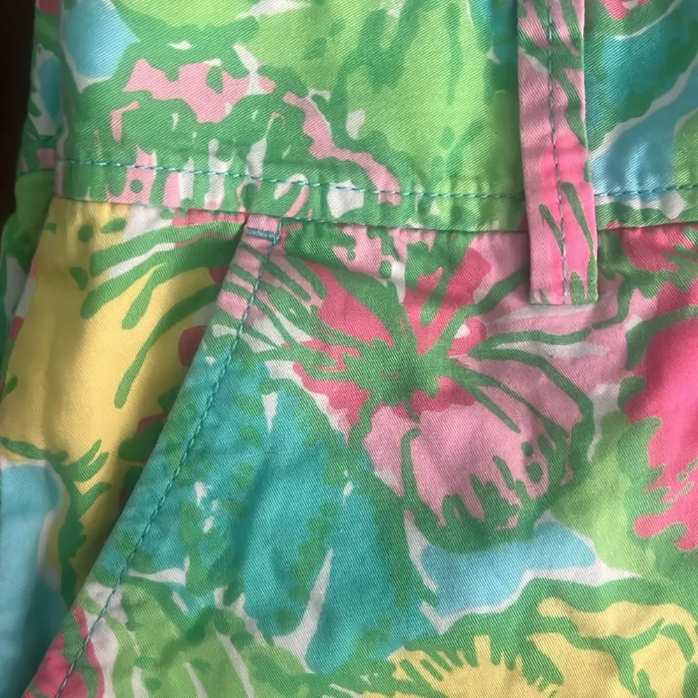 Lilly Pulitzer Callahan Floral Print Size 4 Shorts - Image 7