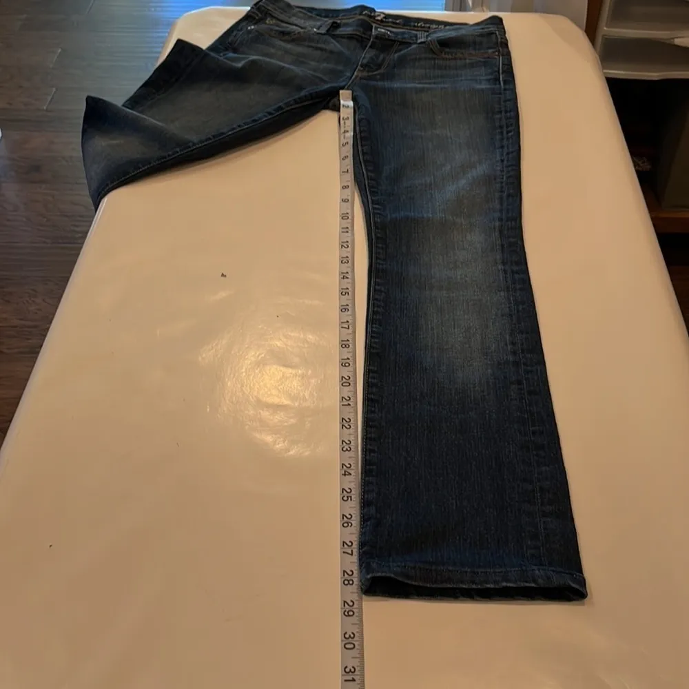 7 For All Mankind Straight Leg Mid Rise Size 26 - Image 7