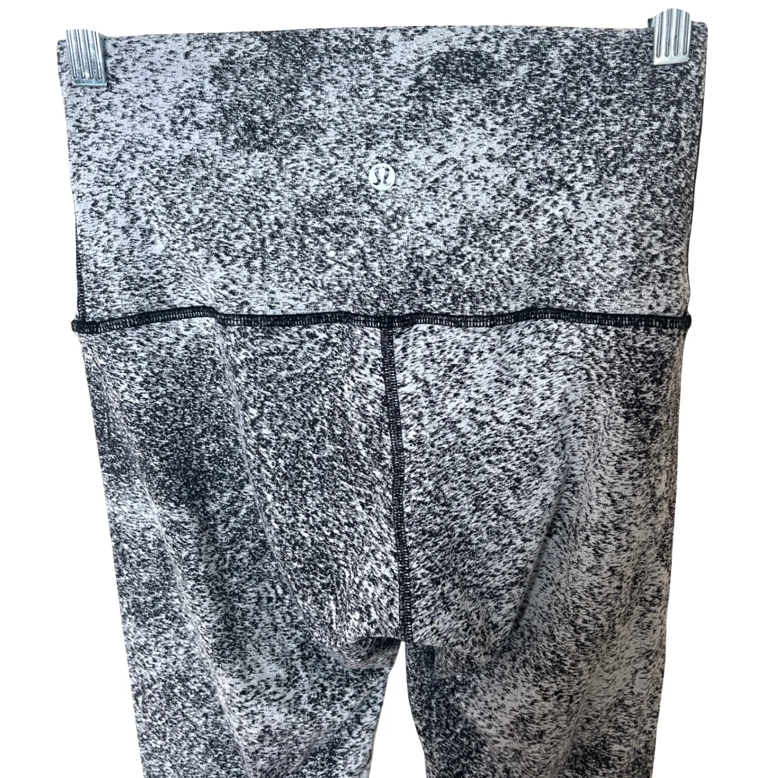 Lululemon Wunder Under Hi-Rise Pant Luon Spray Jacquard White‎ Black Size 6 EUC - Image 3