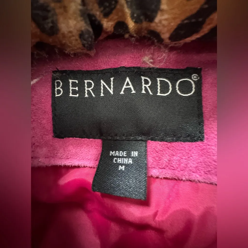Bernardo Women's Pink Suede Leather Jacket Medium Button-Up Bohemian Western - Image 2