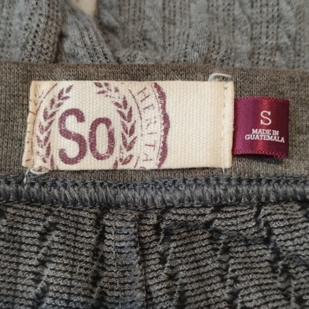 SO Heritage Gray Thermal Like Leggings Size Small EUC #3264 - Image 6