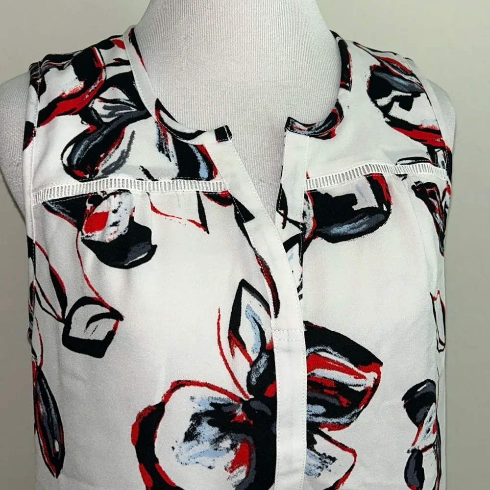Catherine malandrino small floral blouse - Image 2