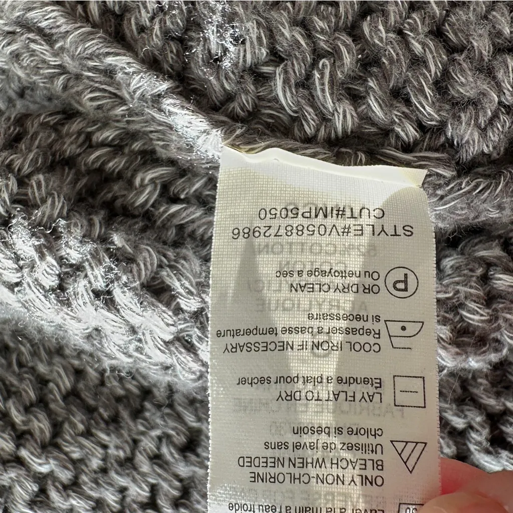 Vince  Knitted By Hand Cardigan Sweater Open Knit Gray Vneck Oversized Knit S - Image 8