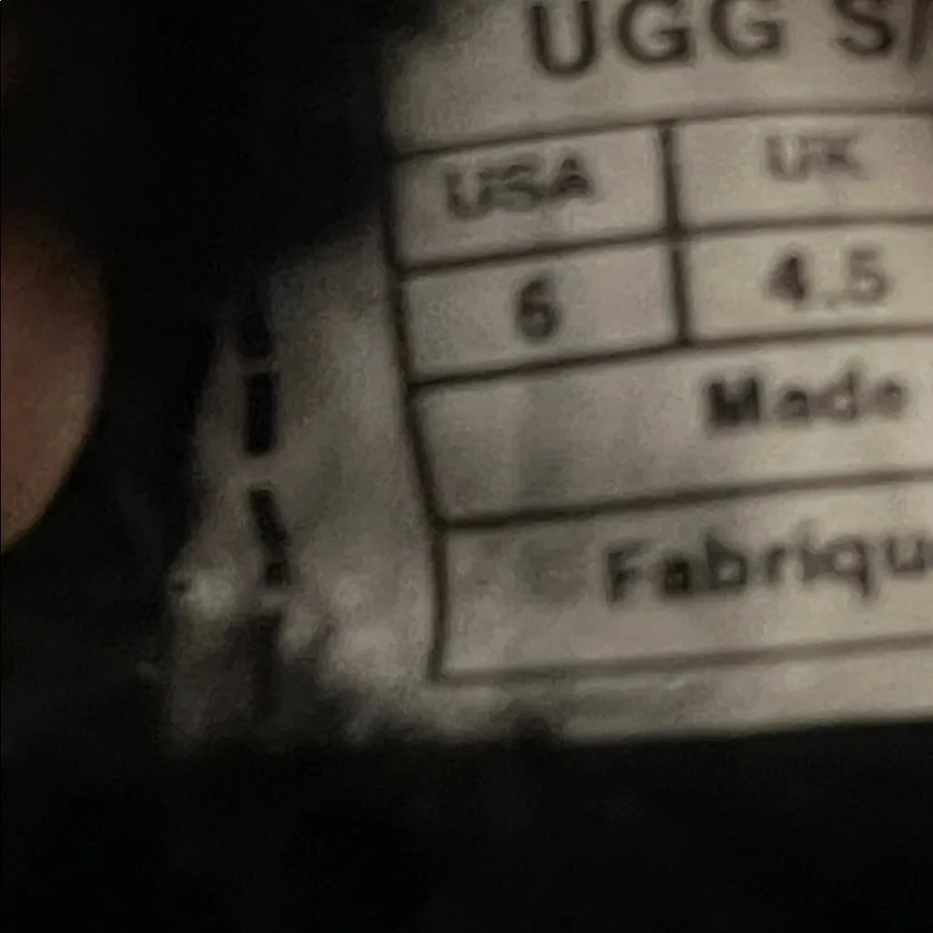 Ugg Women's Black Shearling Boots Size 6 - Image 7