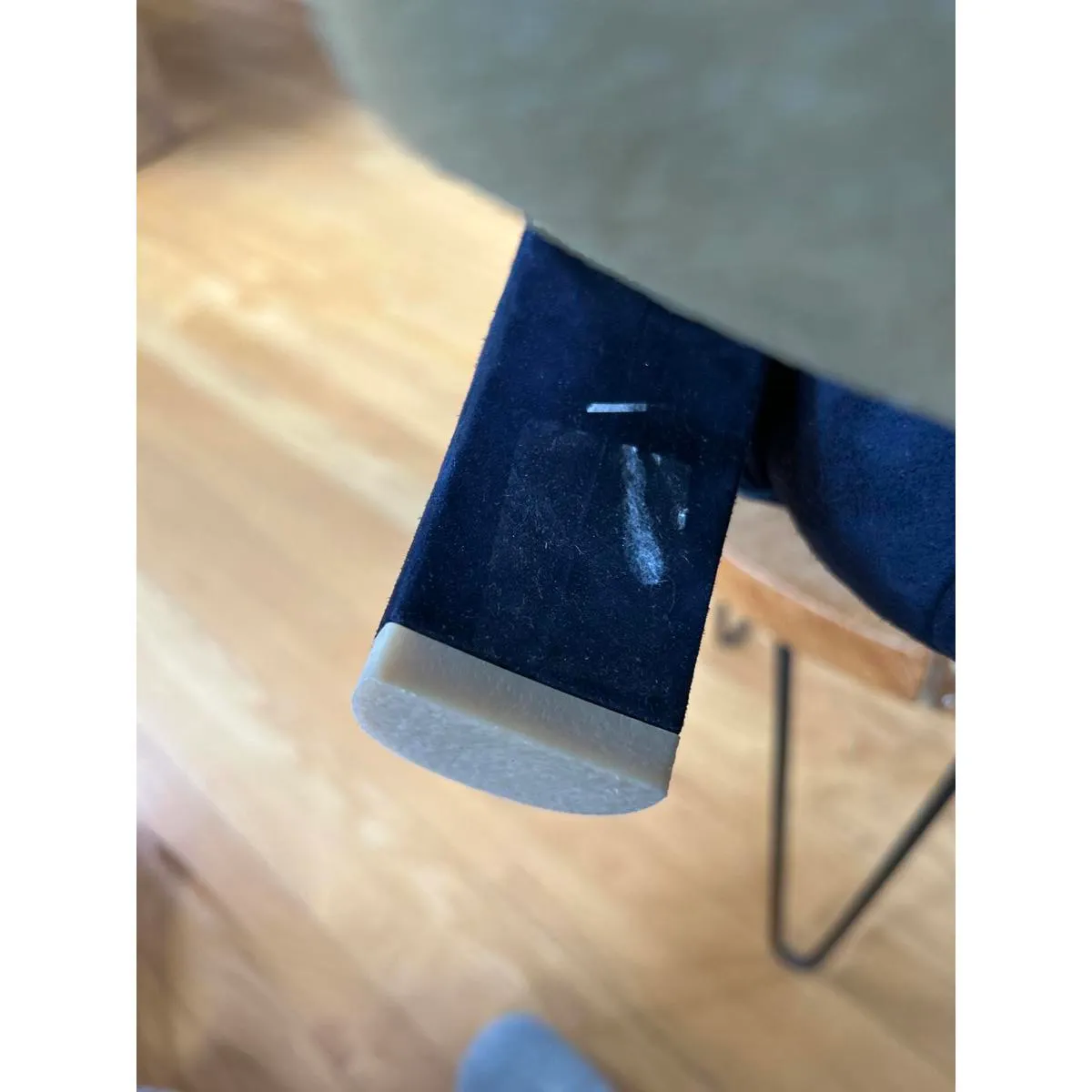 Gianvito Rossi Navy Suede Ankle Adjustable Buckle Boots Sz40 - Image 8