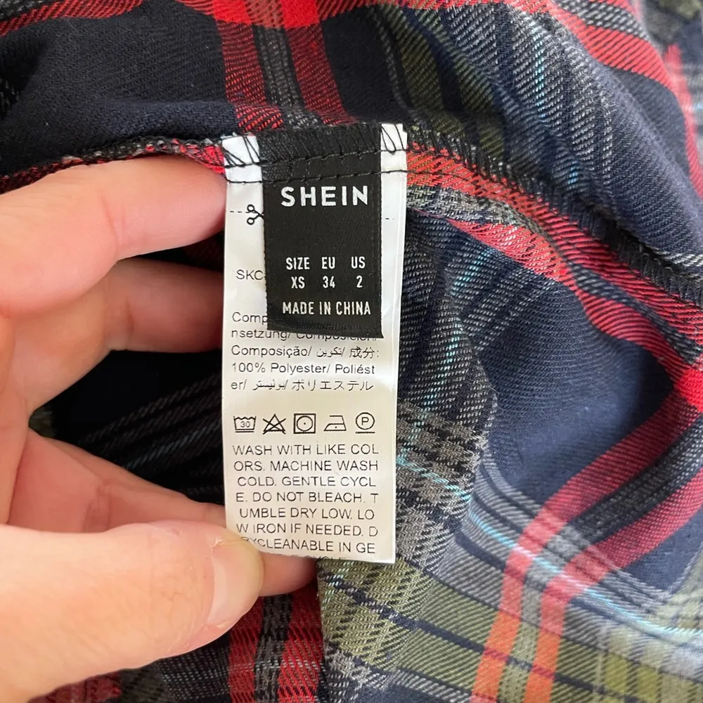 Women’s two piece flannel pajama set shorts with long sleeve button down top XS - Image 4