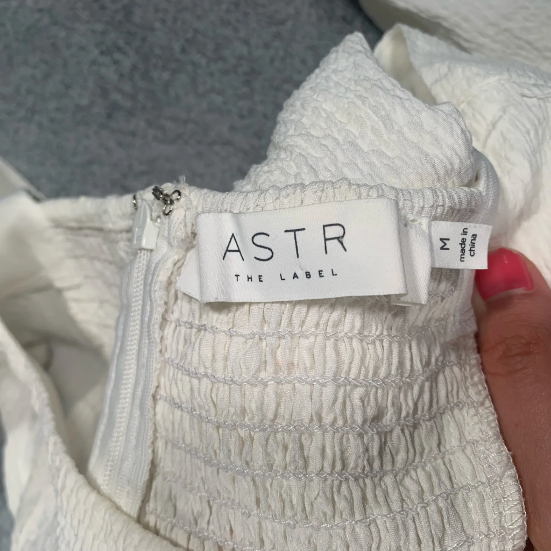 ASTR the label white long sleeve dress medium - Image 11