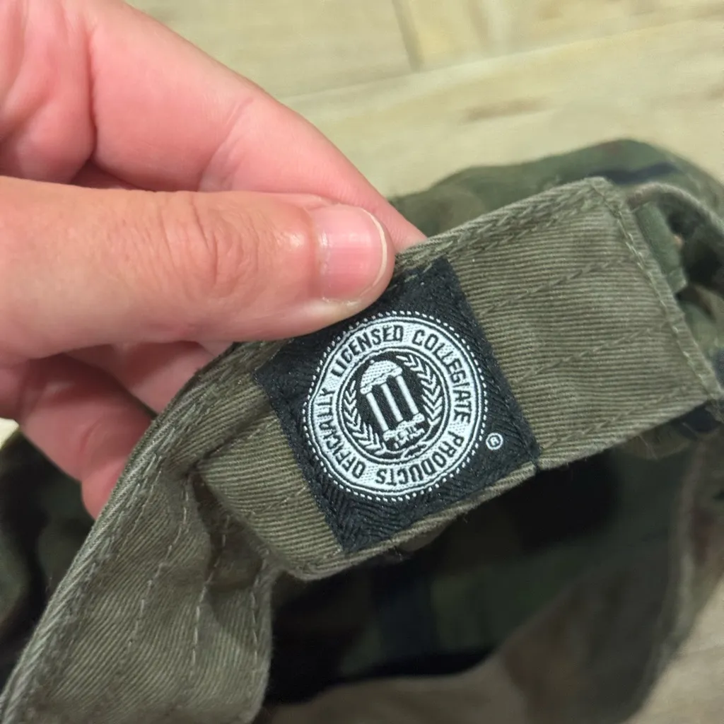 2 Spartan Camouflage and Olive Green Caps - Image 4