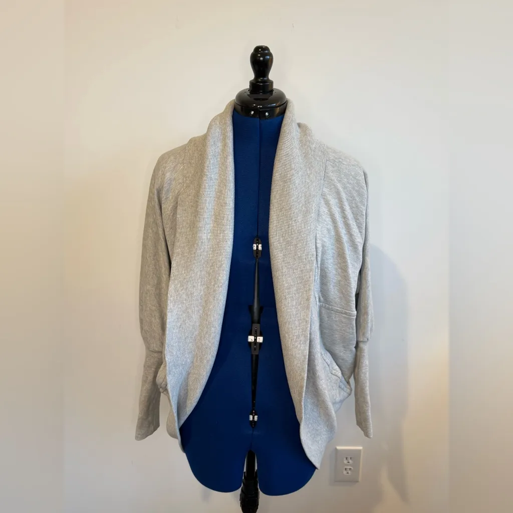 Aritzia Wilfred Diderot Cocoon Cardigan - Image 4