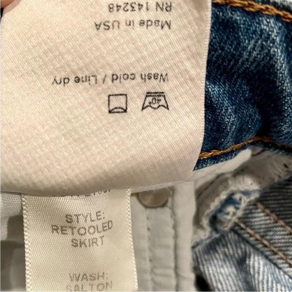 Reformation Retooled Denim Mini Jean Skirt Salton Wash Distressed Size 29 - Image 8