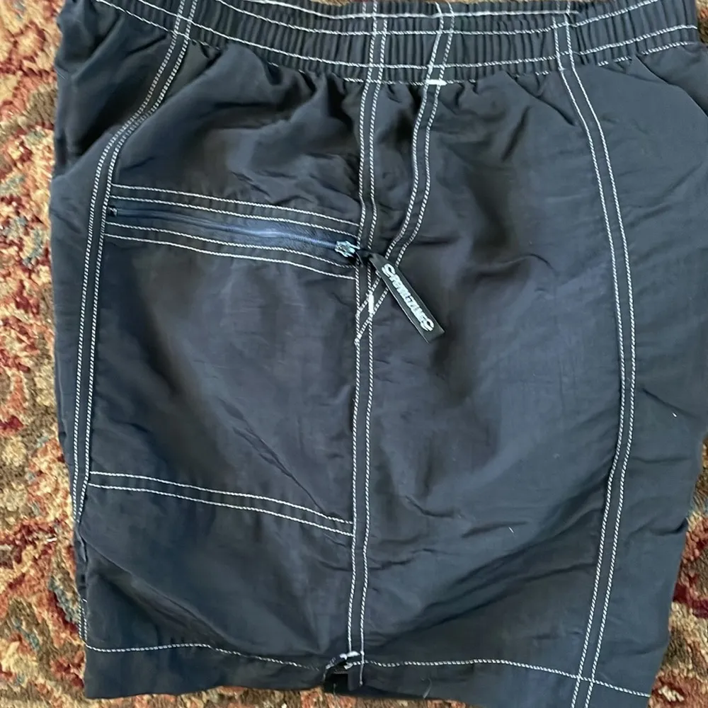 Pearl Izumi women’s cycling shorts with padded attached liner tights - Image 5