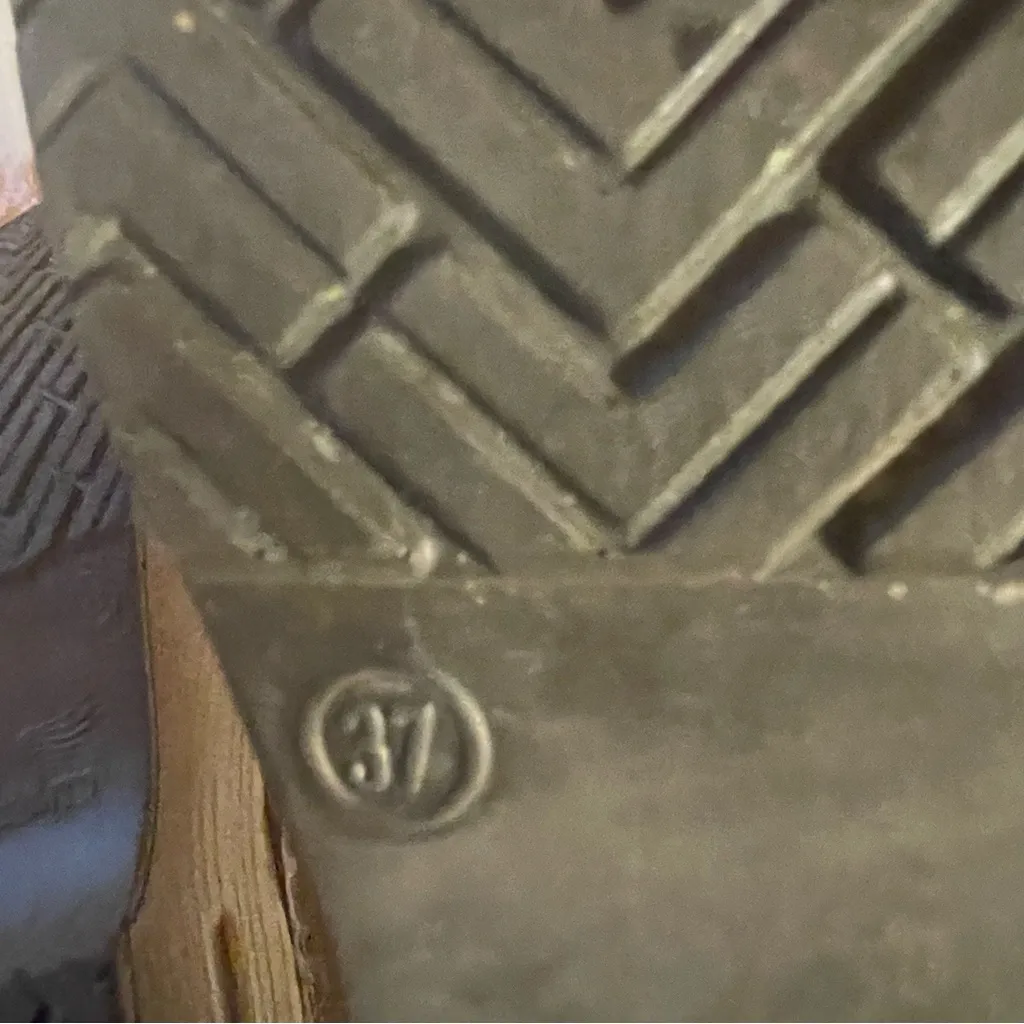 Dansko  Brown Suede clogs - Image 7