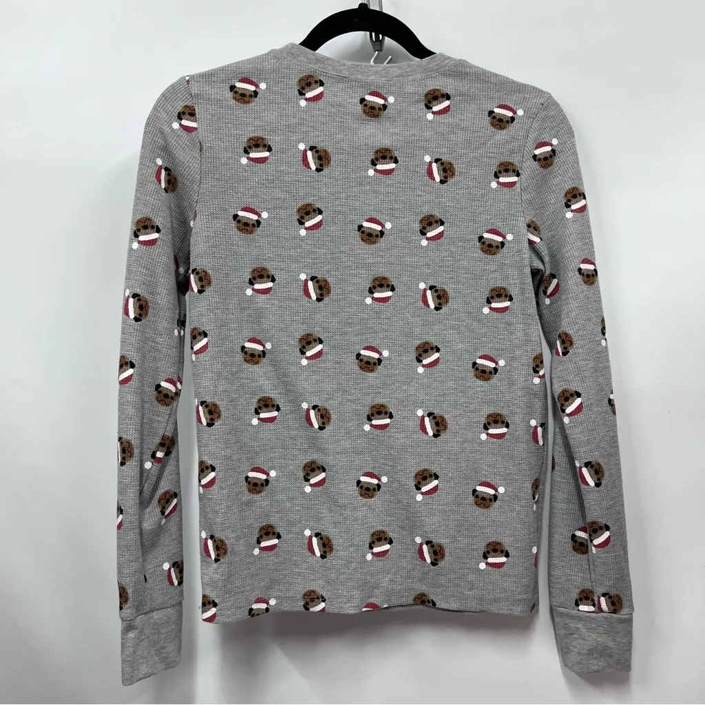 Gray Thermal long sleeve w/ puppy dog pug Santa hat S holiday Christmas top - Image 6