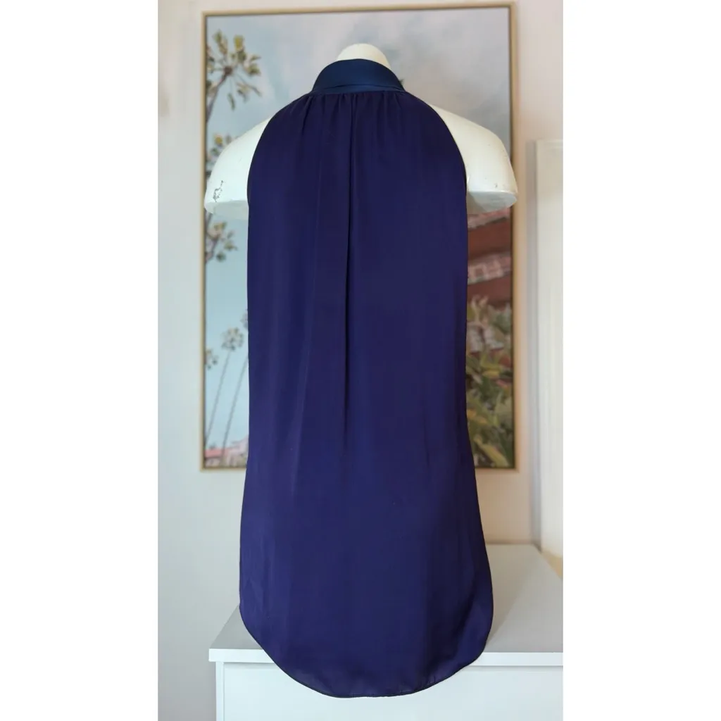 T Tahari Blue Purple Floral Satin Bow Tie Neck Sleeveless Blouse Size Large - Image 4