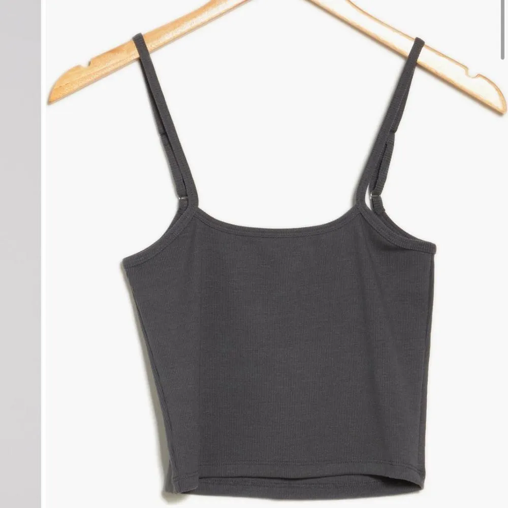 Good American '90s Rib Crop Camisole - Image 5