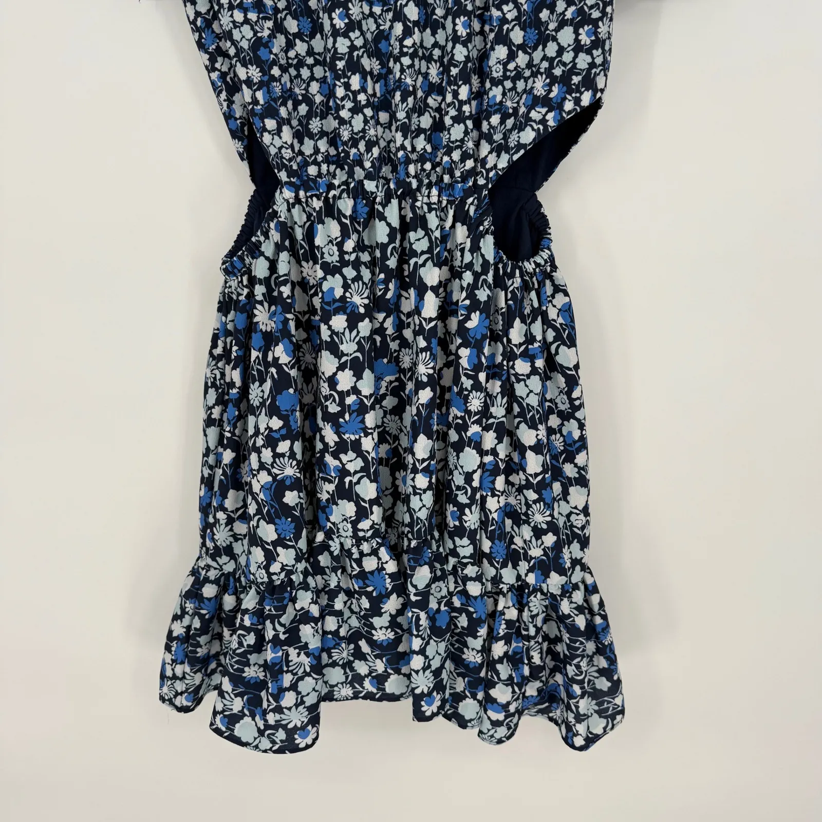 French Connection Floral Cutout Ruffle Dress Navy Blue XS 4 Puff Sleeve - Image 6