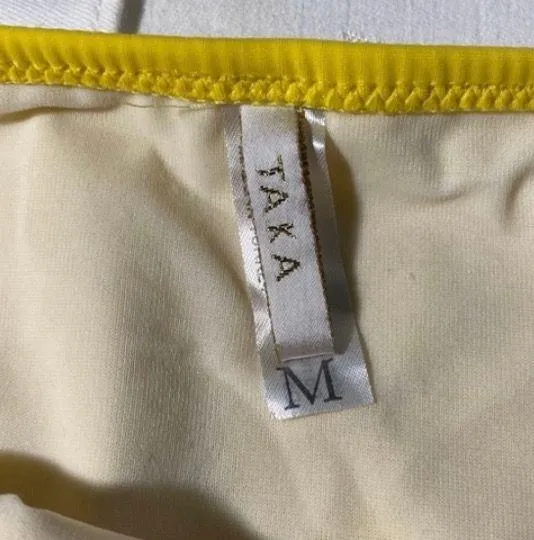 Yellow swim suit flower metal studs Medium - Image 7