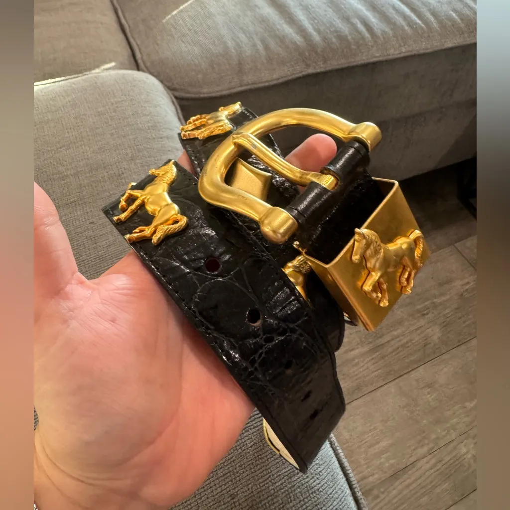 Streets Ahead Black and Gold Horse Belt - Image 14