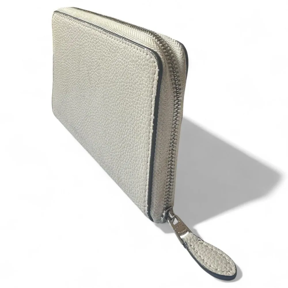 Disney x Coach Dumbo Leather Zip Wallet – Rare Collector Edition Retired - Image 4