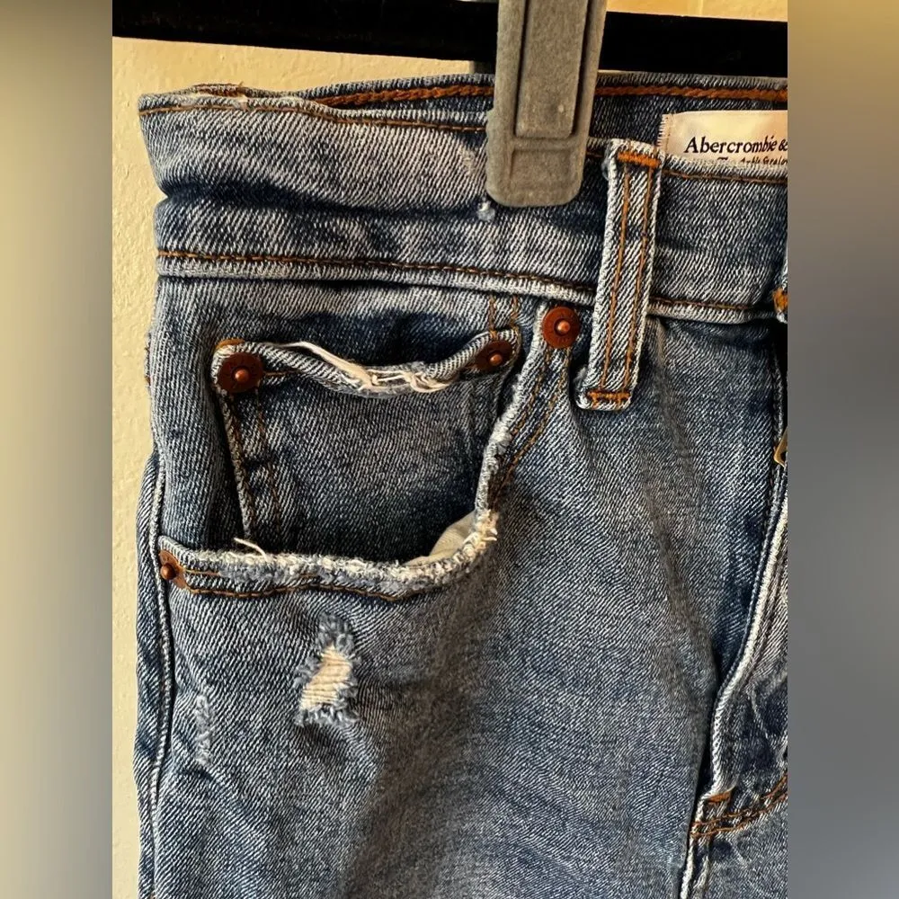Abercrombie &‎ Fitch Ankle Straight Ultra High Rise Distressed Jeans Size 25/0s - Image 9