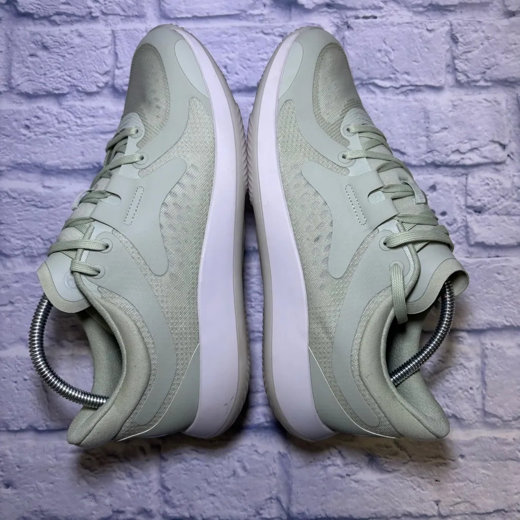 Lululemon Women’s Strongfeel Train Shoes Size 12 Light Sage Gym Training Run - Image 8