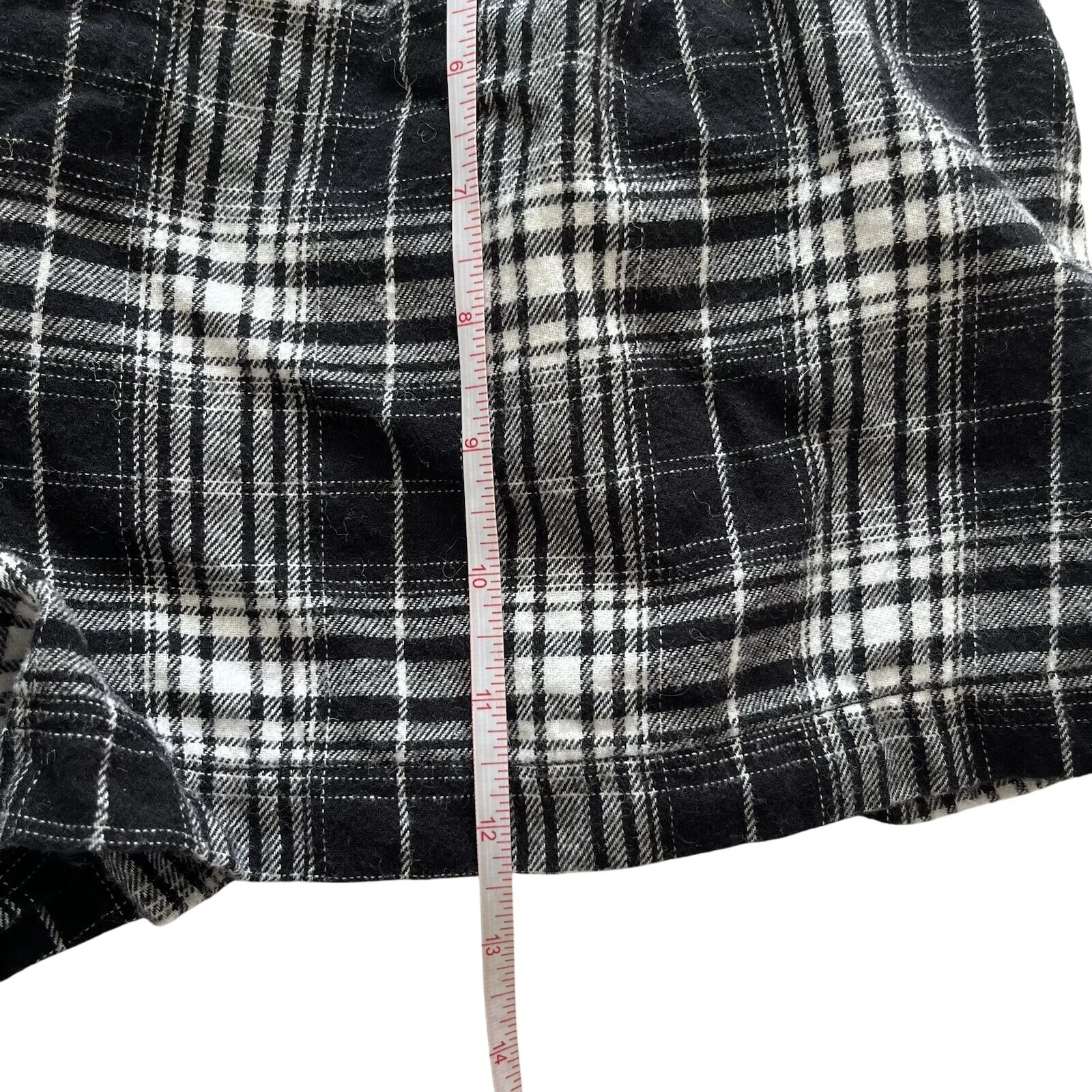 Altar'd State Shorts Womens Black white Sz M Stripes Pockets‎ Casual - Image 4