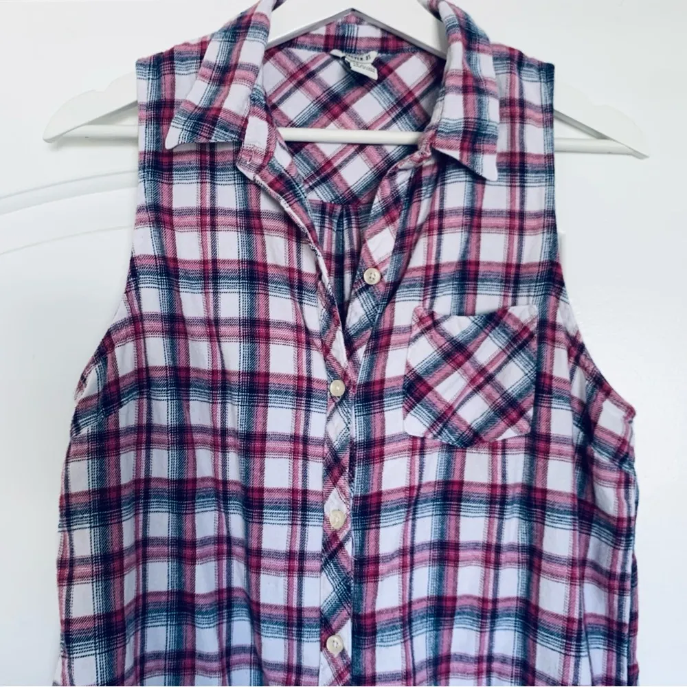 Forever 21 Red, Navy & White Plaid Flannel Button-Down Tunic Tank Shirt | Size L - Image 5