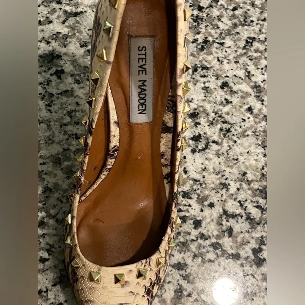 Steve Madden Rockstud Gold Snakeskin High Heels 8 - Image 2