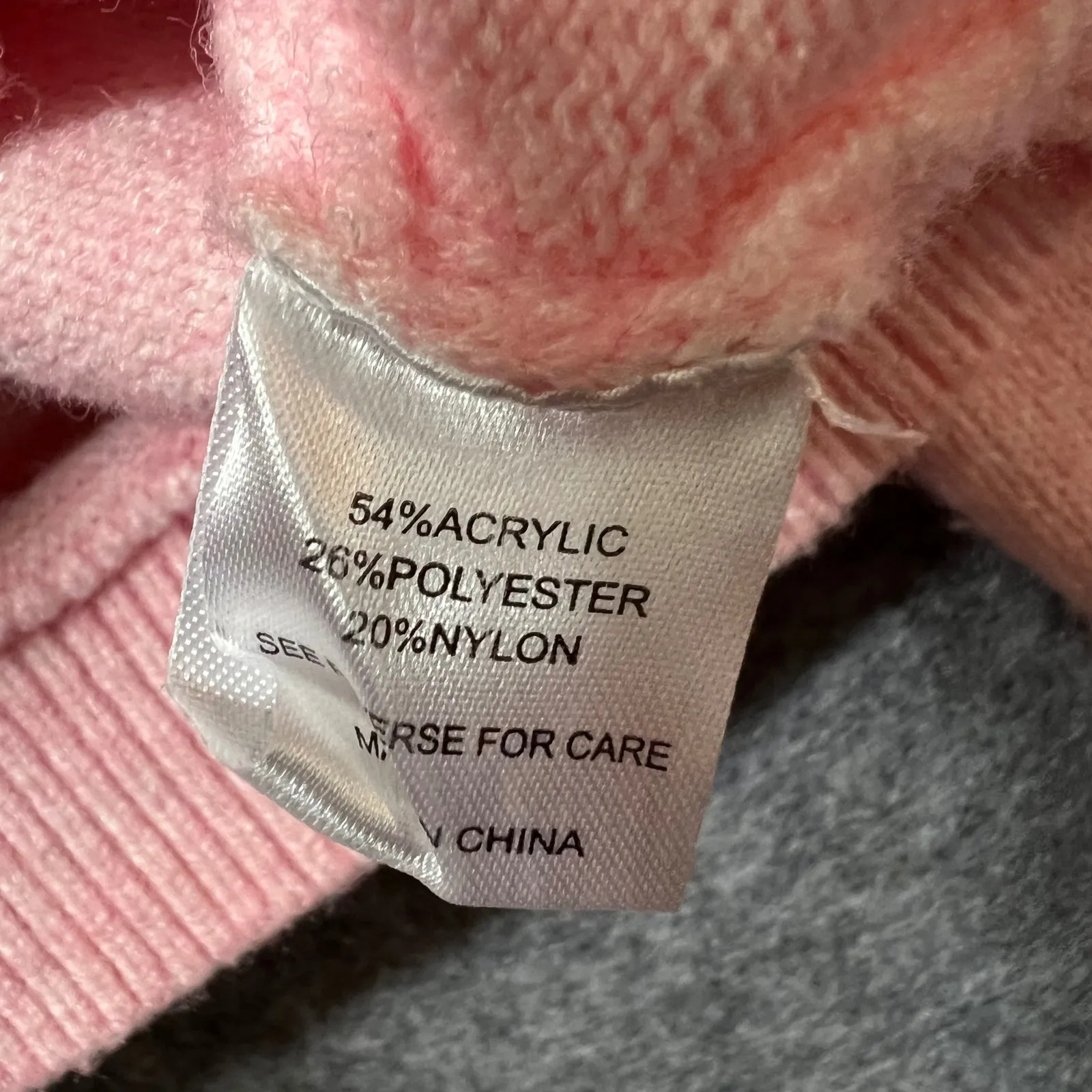 Witty Fox Pink Lips Print Long Sleeve V‎ Neck Pullover Knit Sweater XL - Image 3