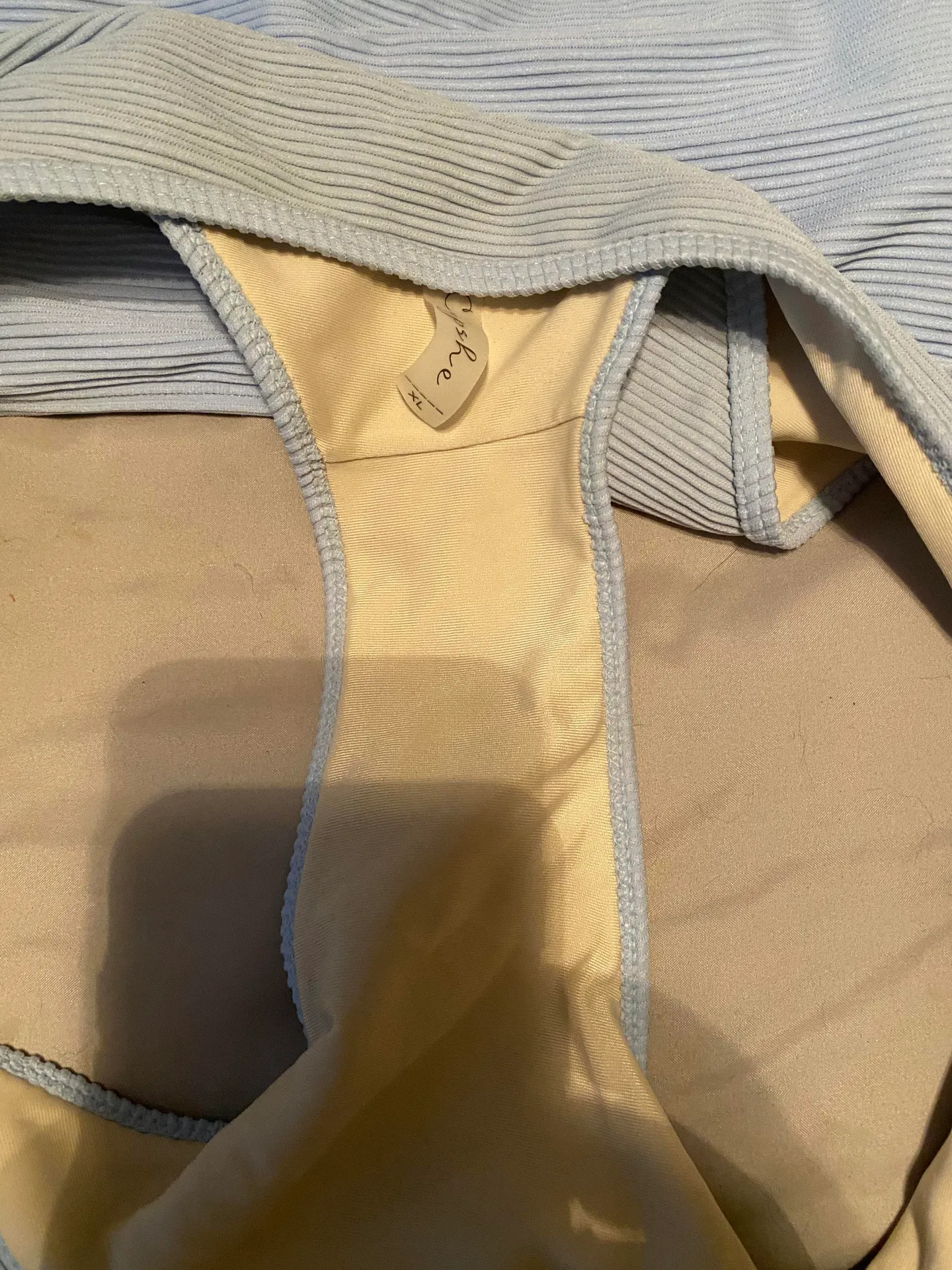 Cupshe Bikini Set - Image 3