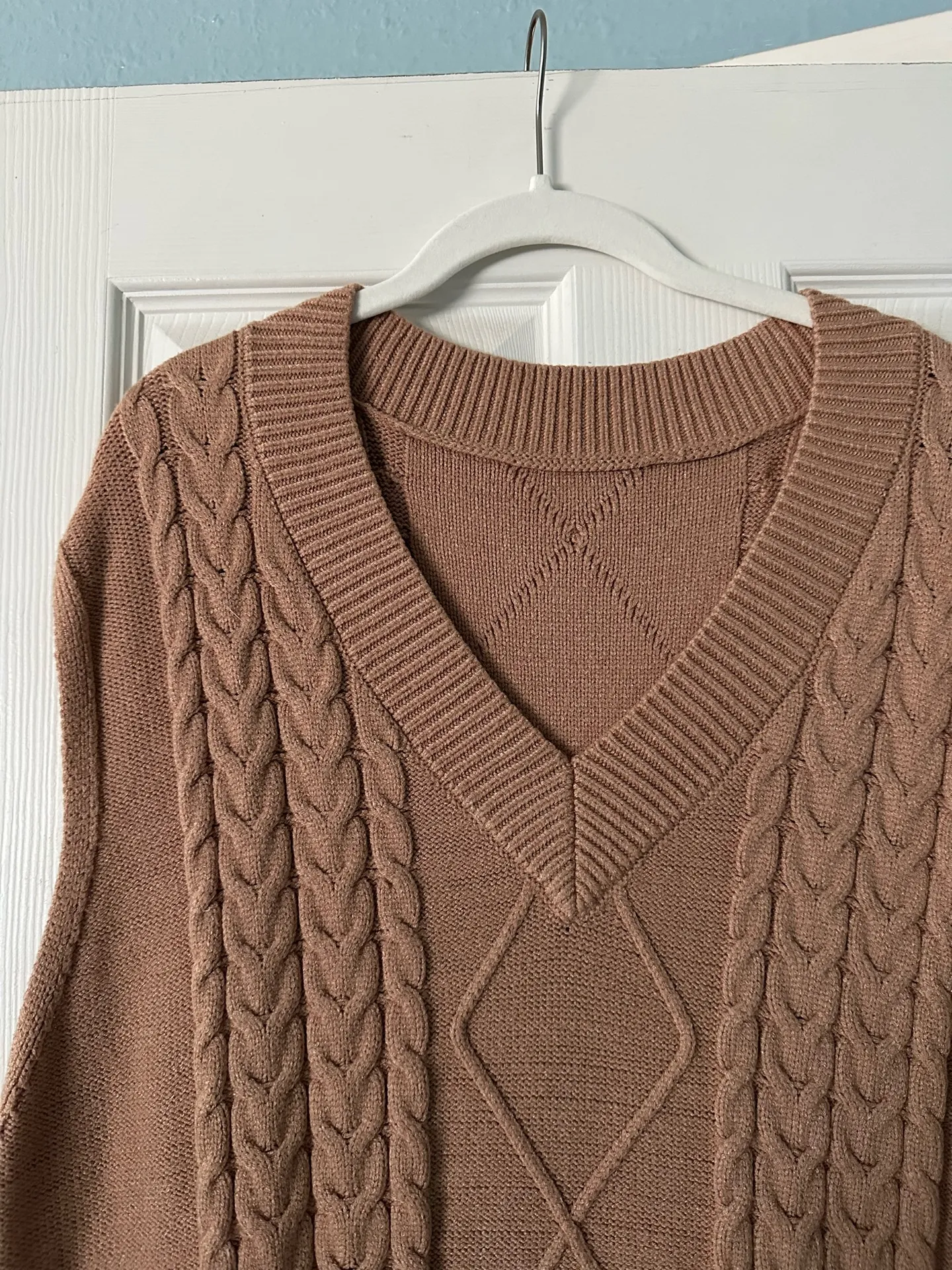 Sweater Vest Brown Size L - Image 2