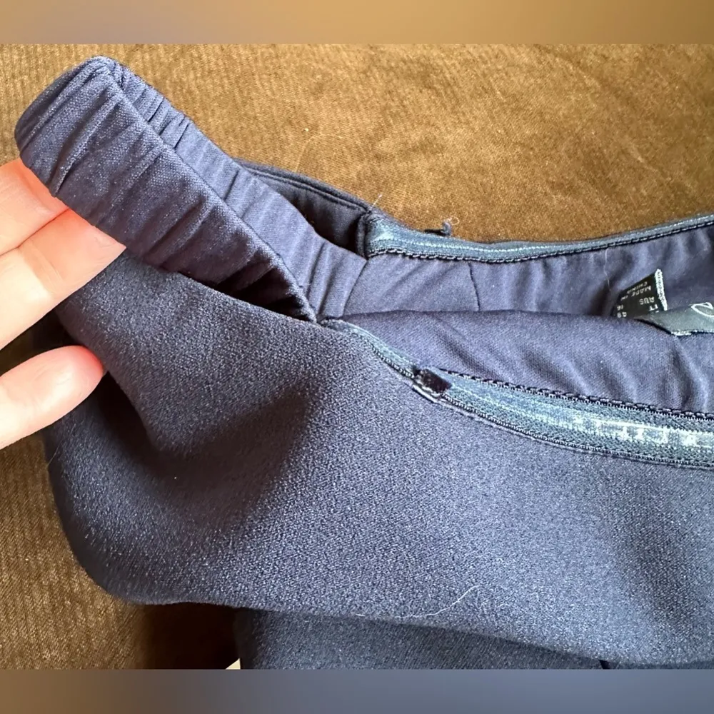 Adrianna Papell Navy Blue Off-the-shoulder neckline gauzy chiffon skirt … - Image 7