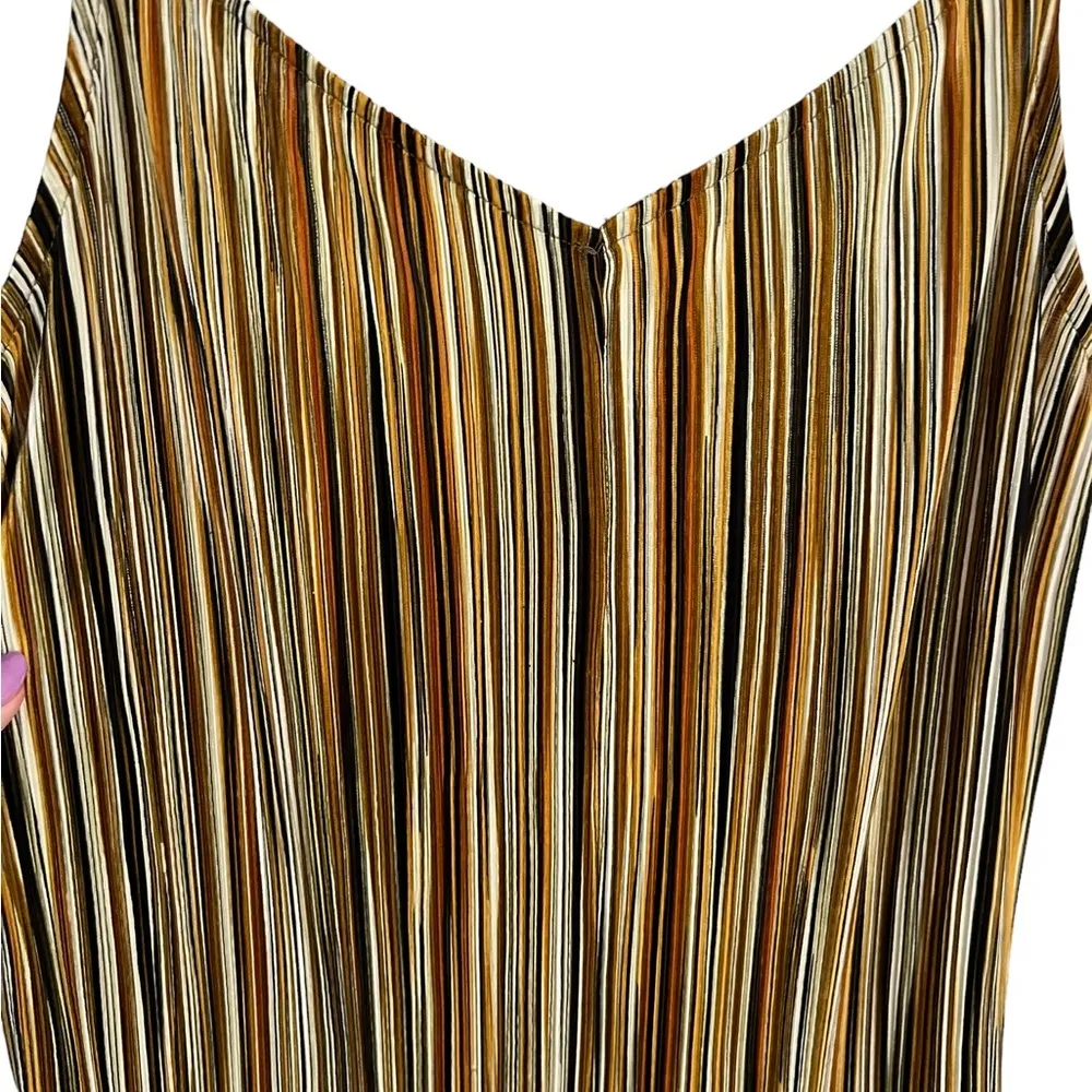 Zara Pleated Wide-Leg Jumpsuit Small - Image 4