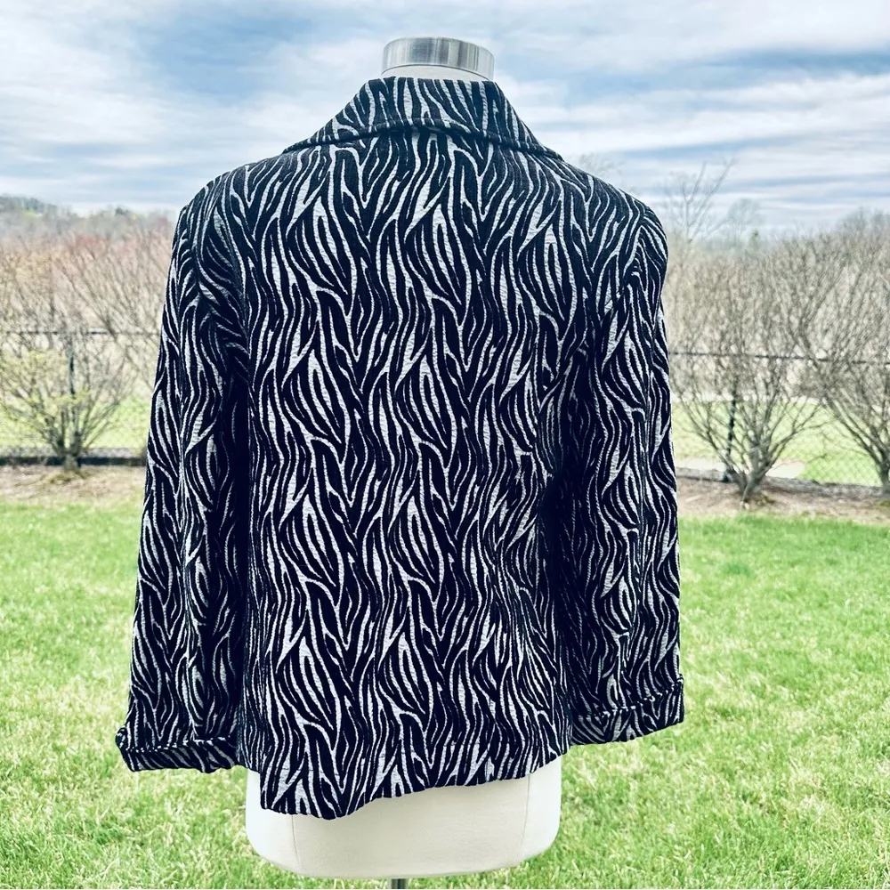 Chico’s Black & Silver Abstract Zebra Print Blazer - Image 7