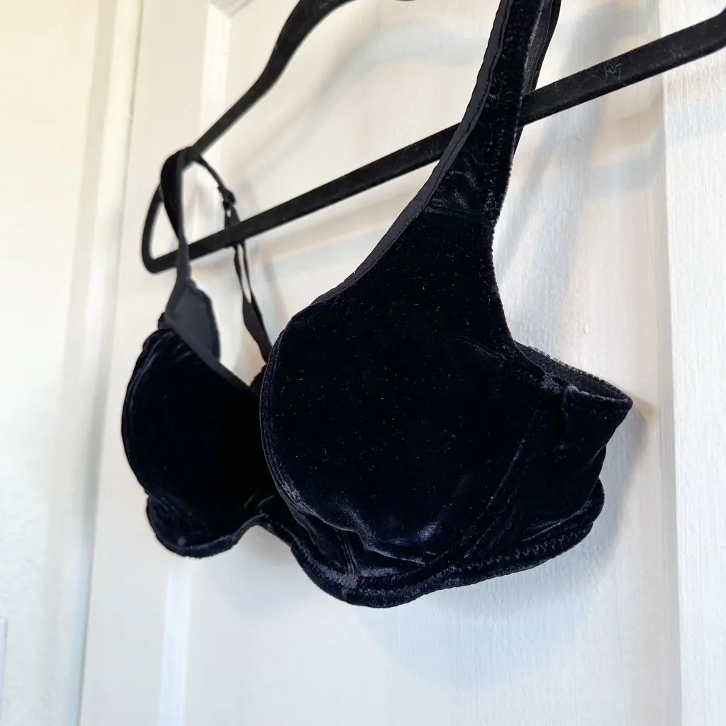 Victoria's‎ Secret | Velvet Black Lined Embroidered Luxury Bra 36C - Image 4