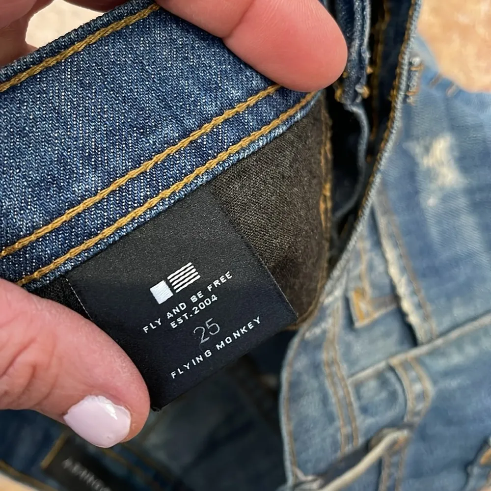 Flying monkey cut off shorts size 25 - Image 3