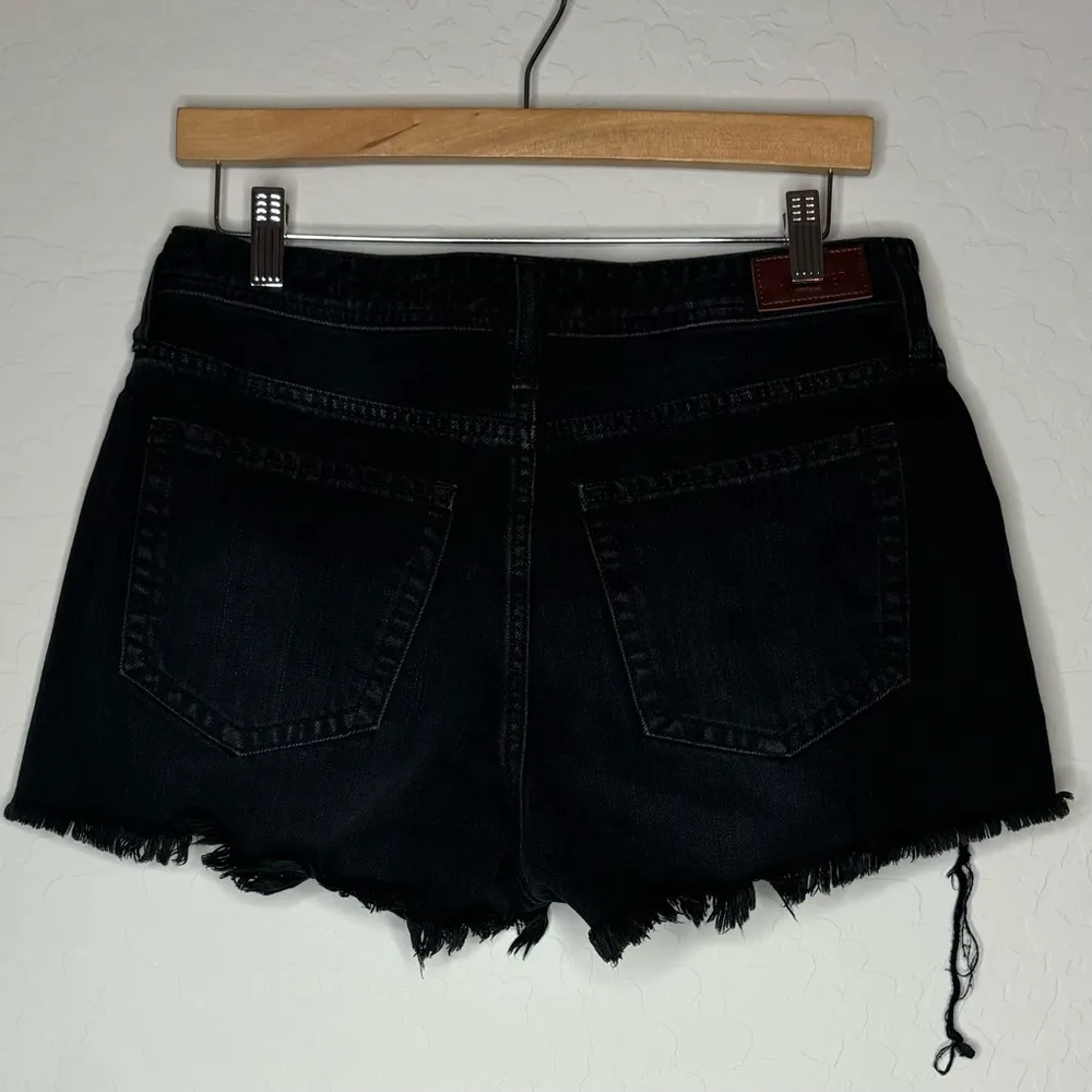 Hollister High Rise Mom Button Fly Jean Shorts Size 11 Black Distressed 30x3 - Image 3
