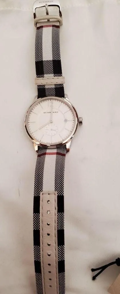 Burberry Watch - Image 3
