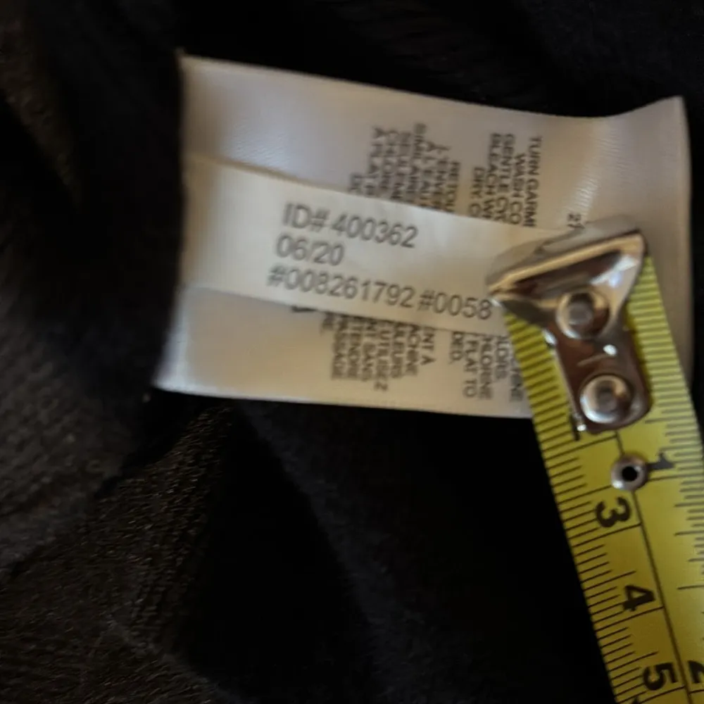 Express V neck sweater black XL - Image 3