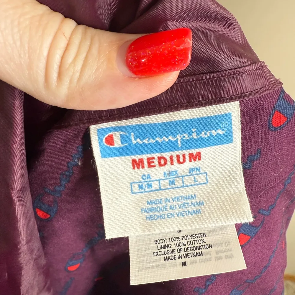 Burgundy cropped champion jacket size medium - Image 11
