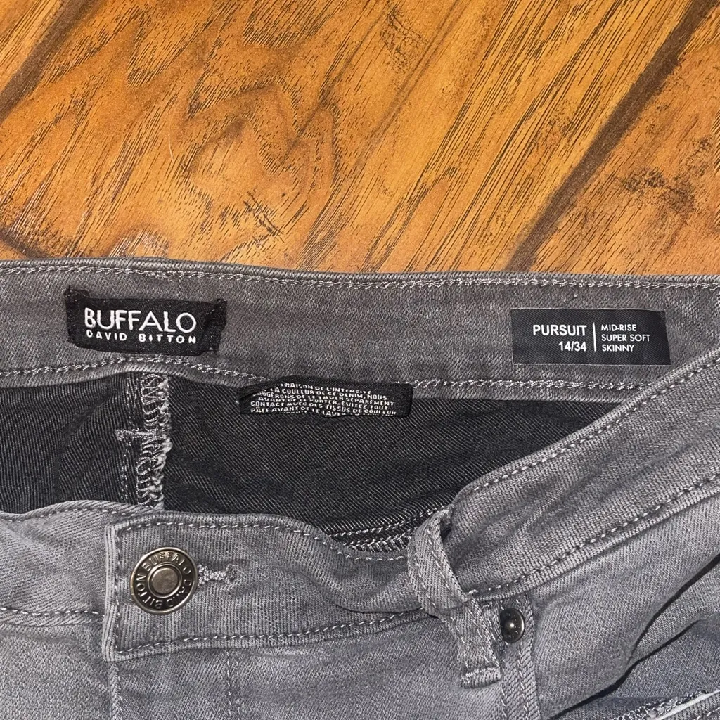 Buffalo David Bitton Charcoal stretch Skinny Jeans womans size 14 34 - Image 3