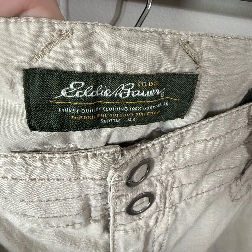 Eddie Bauer‎ Tan Cargo Pants Relaxed Fit Lightweight - Image 3