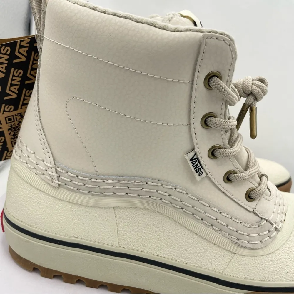 Vans unisex MTE insulated comfy winter boots Size 9men/ 10.5women - Image 9