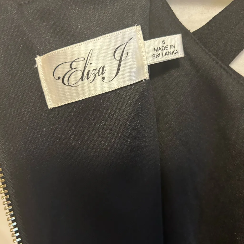 Eliza J Black Sleeveless Sheath Fit And Flare Pleated Cutout‎ Mini Dress Size 6 - Image 5