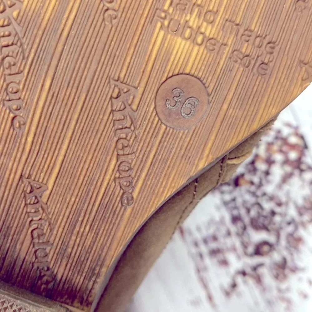 Antelope brown leather booties size 36 - Image 7