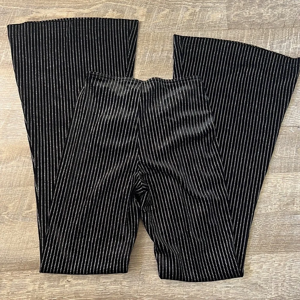 NWT Urban Outfitters Black Sparkly Flare Velvet Pants Size Small - Image 4