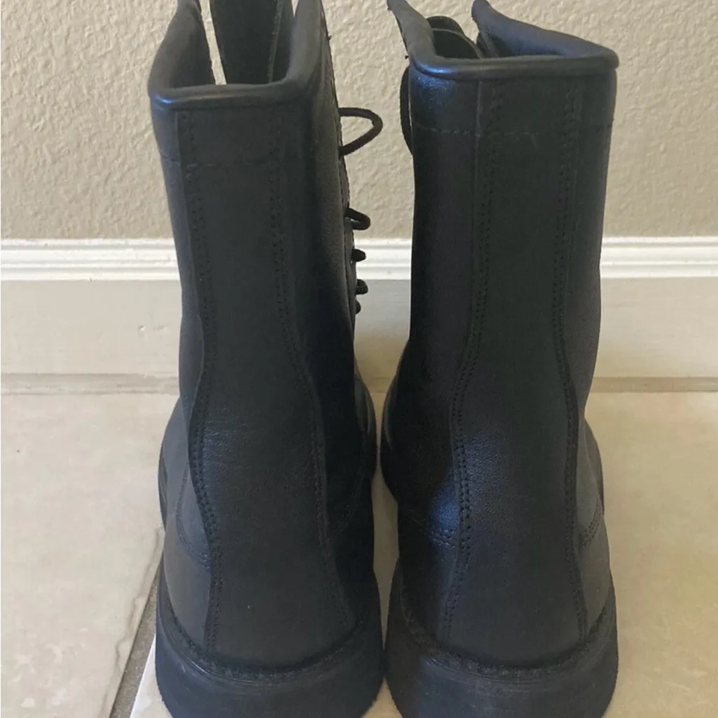 Black Lace - Image 3